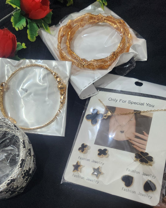 ✨ Features:  High-quality gold plating for long-lasting shine  jewelry and comfortable for all-day wears