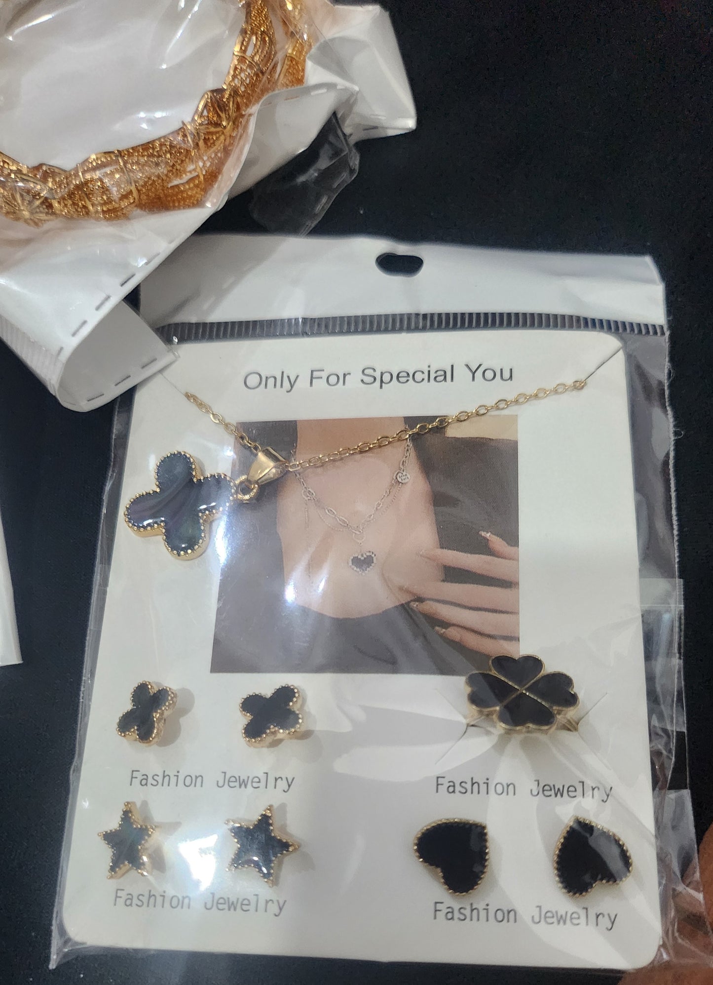 ✨ Features:  High-quality gold plating for long-lasting shine  jewelry and comfortable for all-day wears