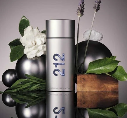 Carolina Herrera 212 Men NYC Eau de Toilette Spray for Men - 100ml