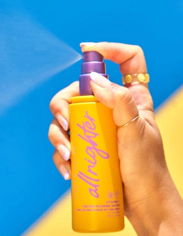 Urban Decay All Nighter Vitamin C Hydrating Setting Spray