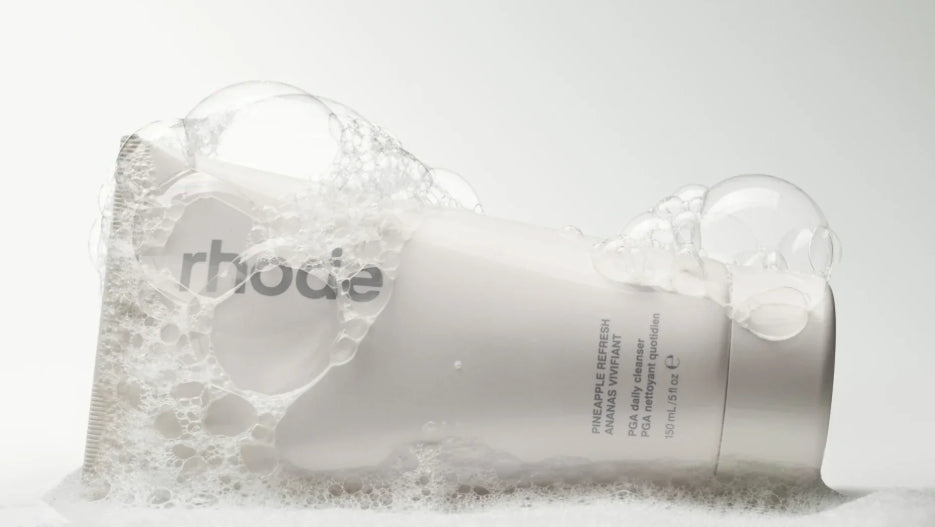 Rhode Pineapple Refresh Daily Cleanser – Hydrating Gel Cleanser for Smooth, Glowing Skin