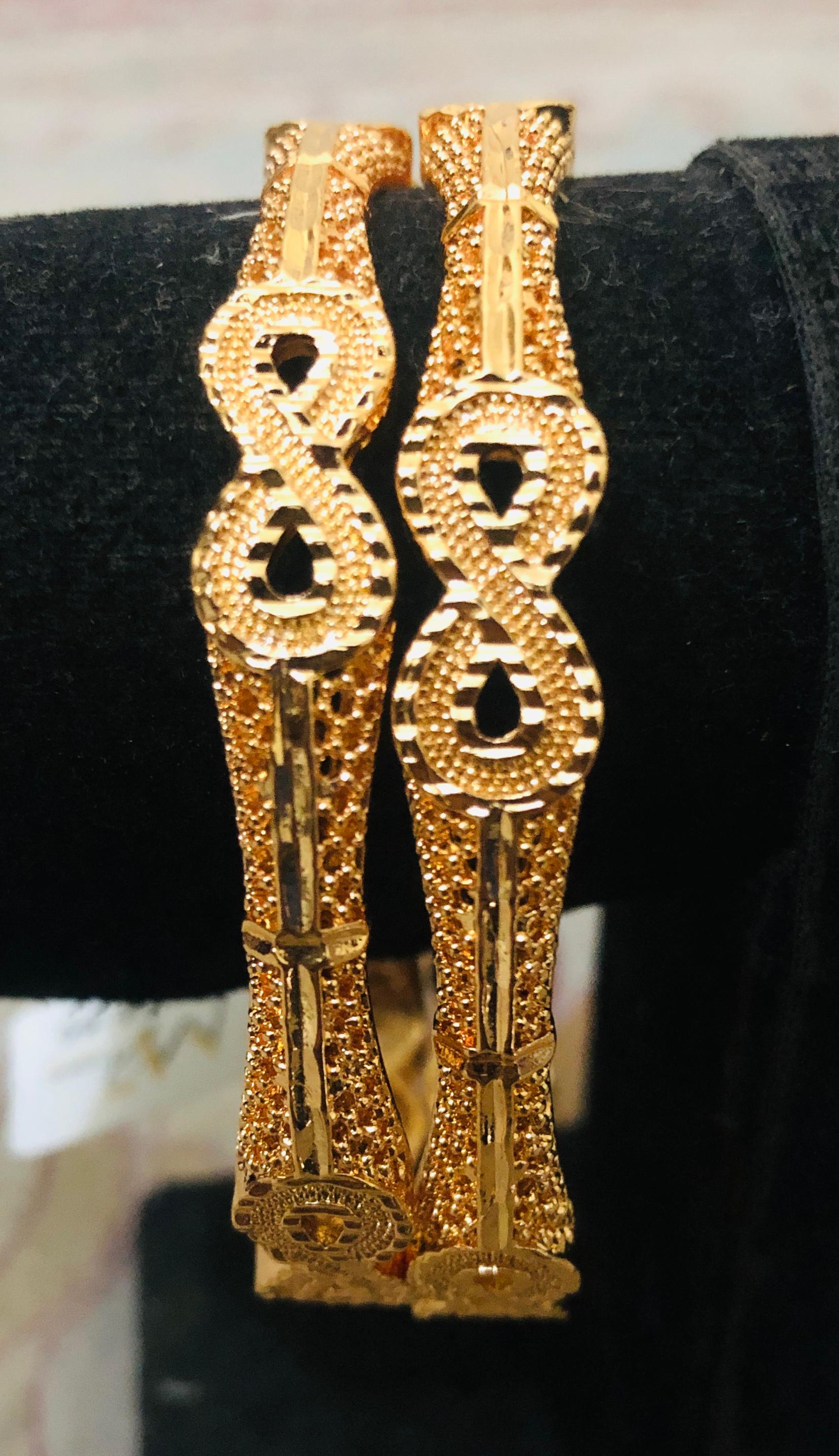 Infinity Knot Gold-Tone Bangle Jewelry Set for Everlasting Love