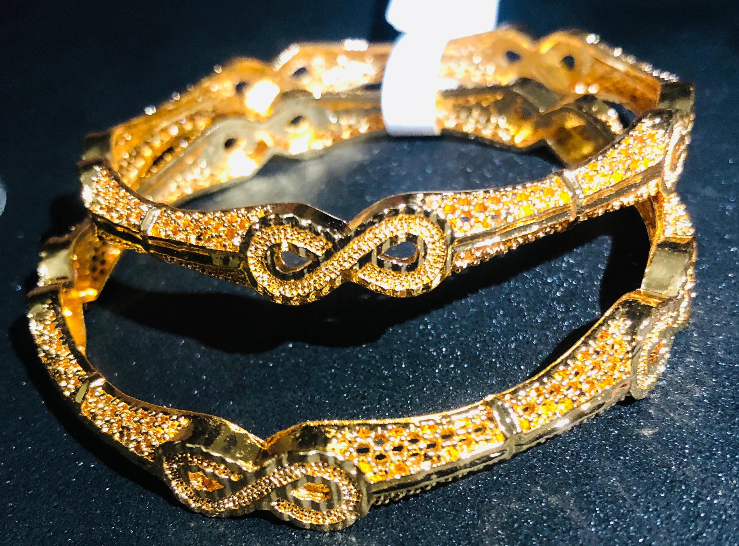 Infinity Knot Gold-Tone Bangle Jewelry Set for Everlasting Love