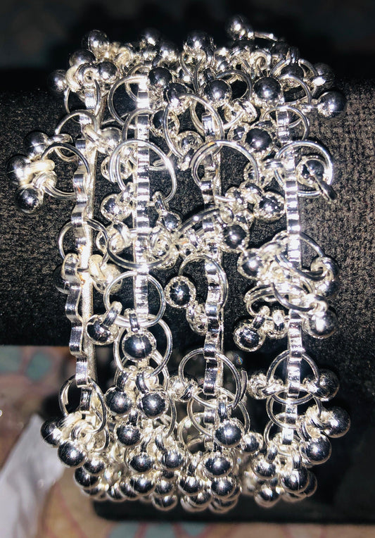 Elegant Silver Anklet with Intricate Bead Design jewelry