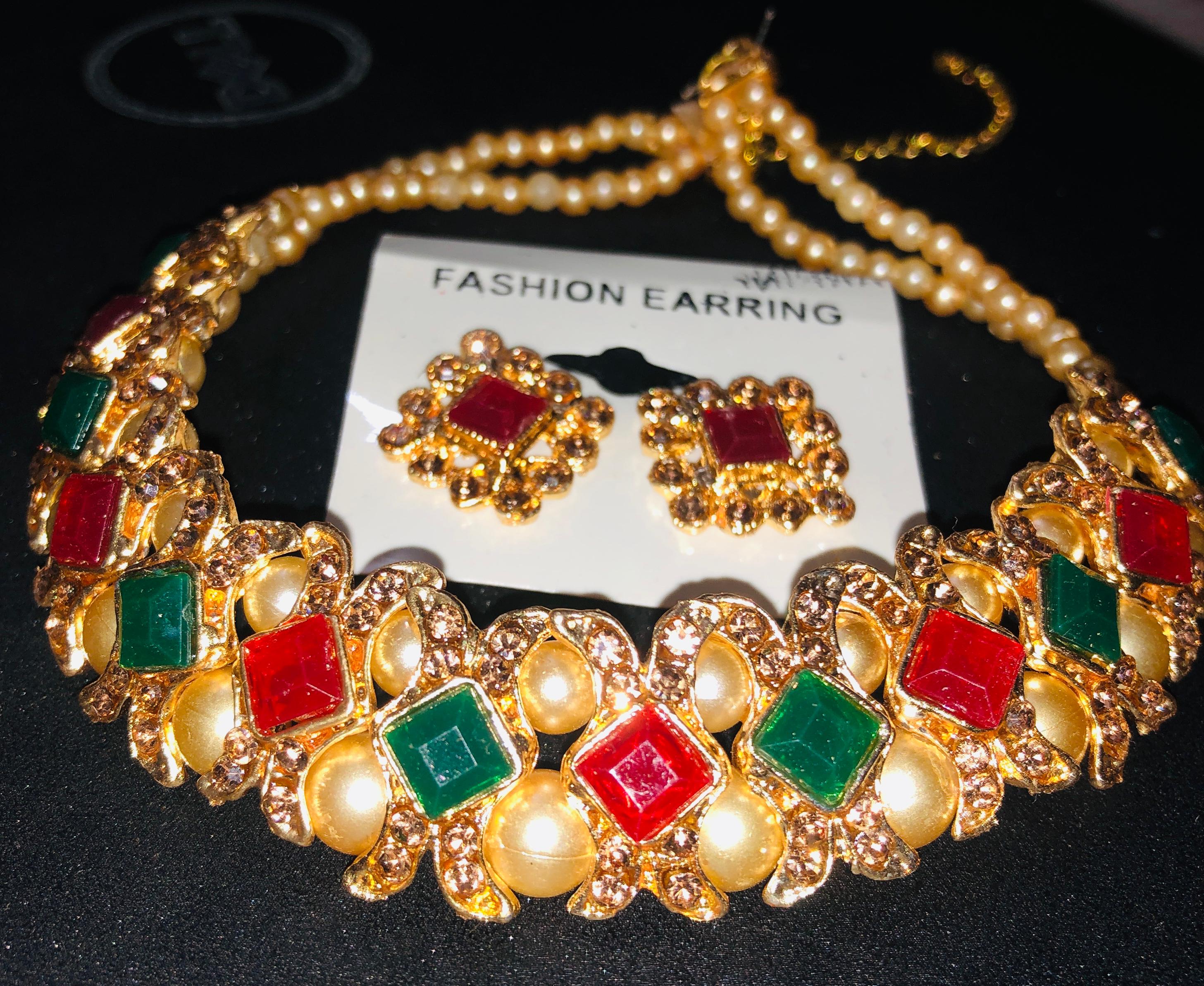 Traditional Gold-Tone Faux Pearl Choker Necklace and Stud Earring Set jewelry