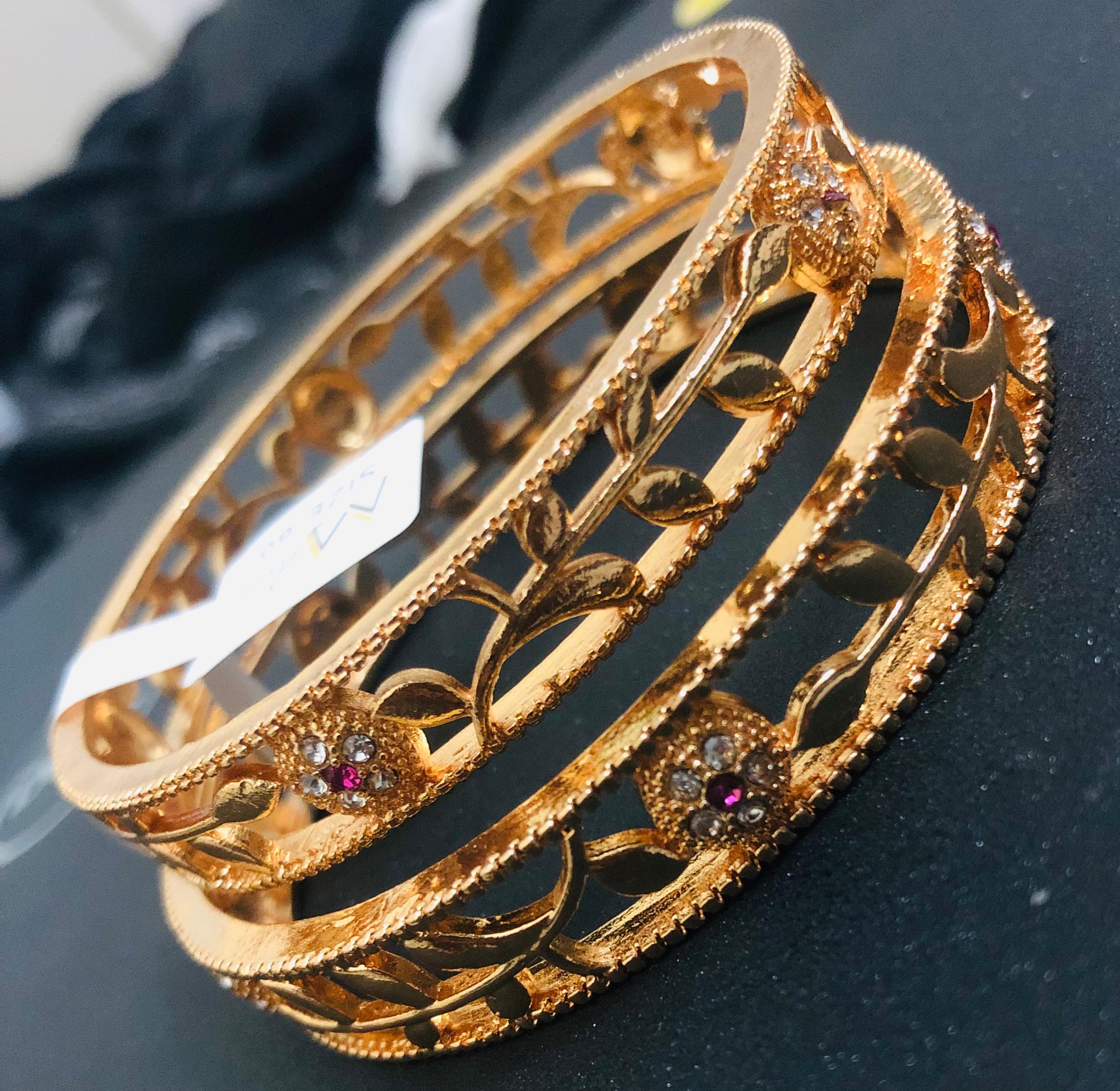 Delicate Gold-Tone Floral Vine Bangle Jewelry Set (Ruby Accents)