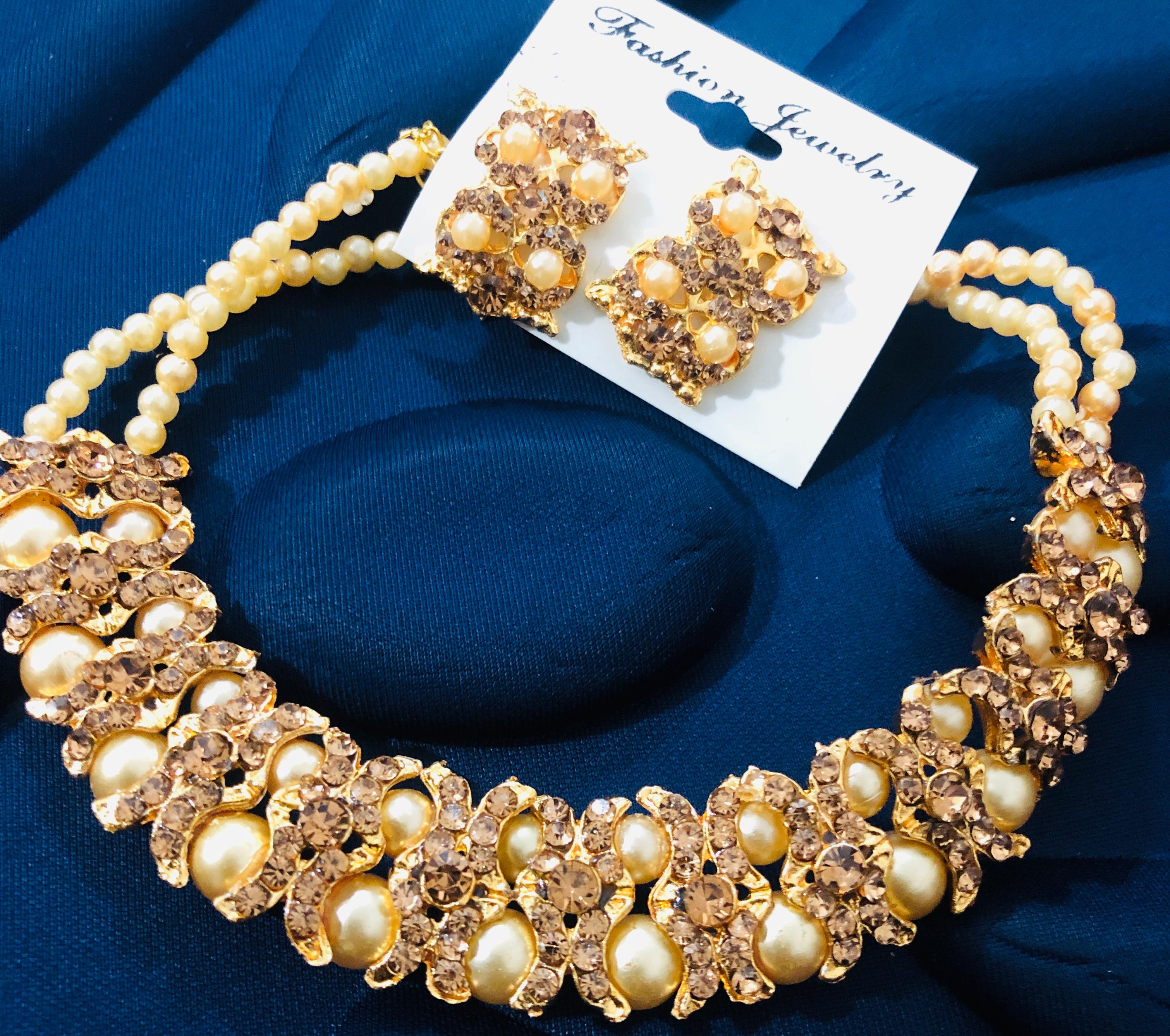 Regal Champagne Crystal & Pearl Jewelry Set - Gold Tone Choker Necklace and Stud Earrings